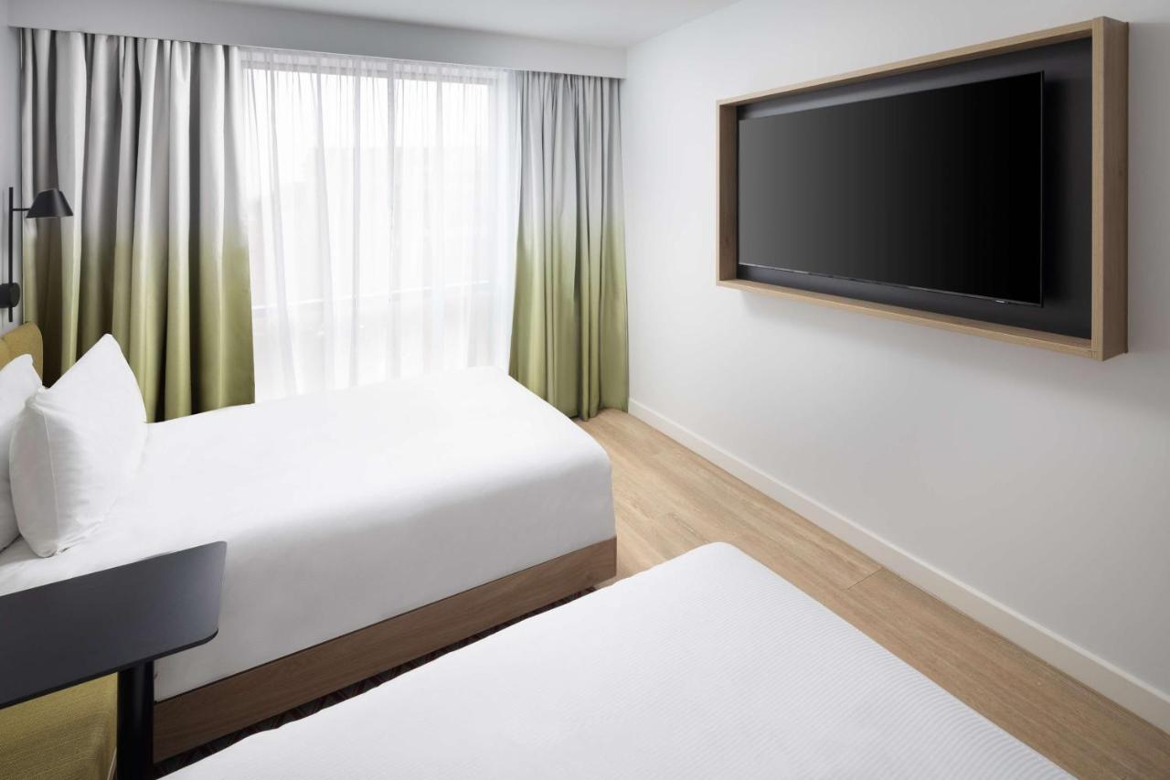 Hampton By Hilton Rochdale Hotel Exterior foto